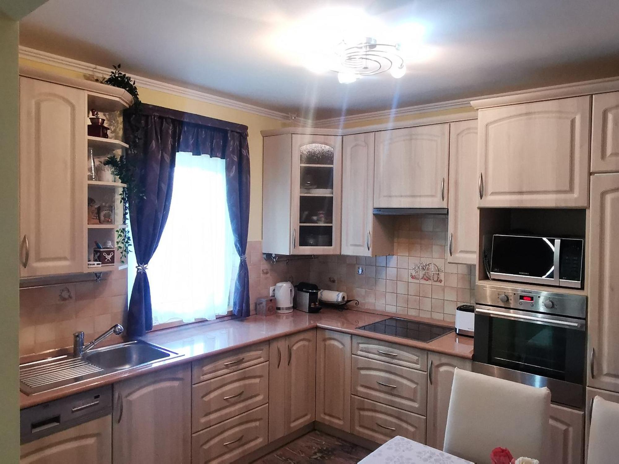 Mediterrania Apartment Кестхей Экстерьер фото